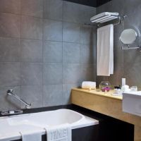 time grand plaza hotel dubai