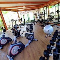 kata lucky villa & pool access