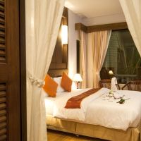 kata lucky villa & pool access