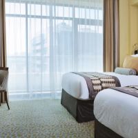 time oak hotel & suites