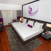 flora grand hotel