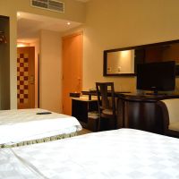 crystal plaza hotel