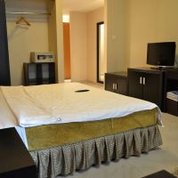 crystal plaza hotel