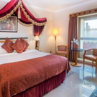 holiday international sharjah