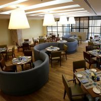 amwaj rotana jumeirah beach