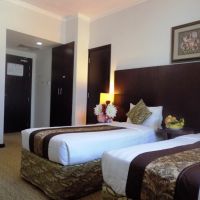 dream palace hotel