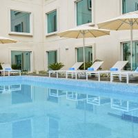 hilton garden inn mall of the emirates