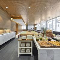 hyatt place baniyas square