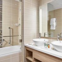 hilton garden inn mall of the emirates