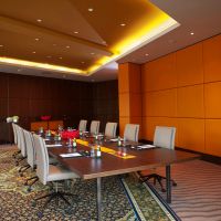 jumeirah creekside hotel