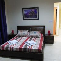 royal blue hotel & spa