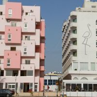mackenzie beach hotel & apartments