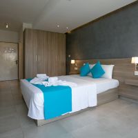flora maria hotel apartments