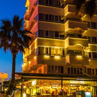 honeymoon beach hotel