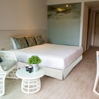 centra by centara maris resort jomtien