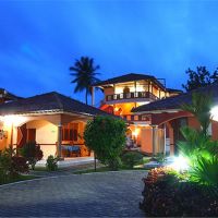 paradise holiday village