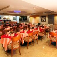 versailles by raviz hotel