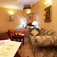versailles by raviz hotel