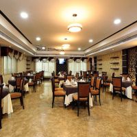 royal grand suite hotel sharjah