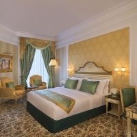 royal rose hotel