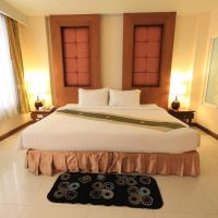 aiyara palace hotel