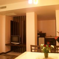 aiyara palace hotel
