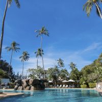 all seasons naiharn phuket