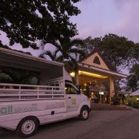 all seasons naiharn phuket
