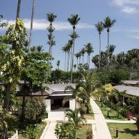 all seasons naiharn phuket