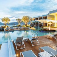 crest resort & pool villas