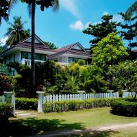 rayaburi resort (racha island)