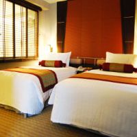 ramada plaza menam riverside
