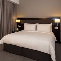 flora creek aparthotel