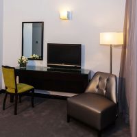 flora creek aparthotel