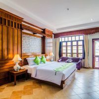 tony resort