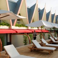 boathouse phuket (ex. mom tri's boathouse)
