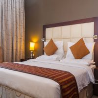 flora park deluxe hotel apartments
