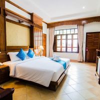 tony resort