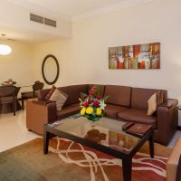 flora park deluxe hotel apartments