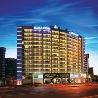 flora creek aparthotel