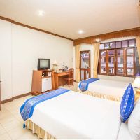 tony resort
