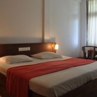 diana hotel hikkaduwa