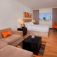doubletree by hilton hotel and residences dubai – al barsha