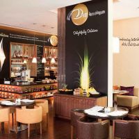 novotel suite dubai mall of the emirates