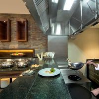 hilton garden inn dubai al muraqabat