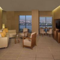 hyatt regency dubai creek heights