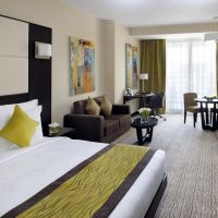 movenpick hotel jumeirah lakes towers