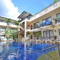 in on the beach hotel 3 *