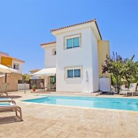 villa agia thekla