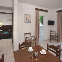 petrosana hotel apts